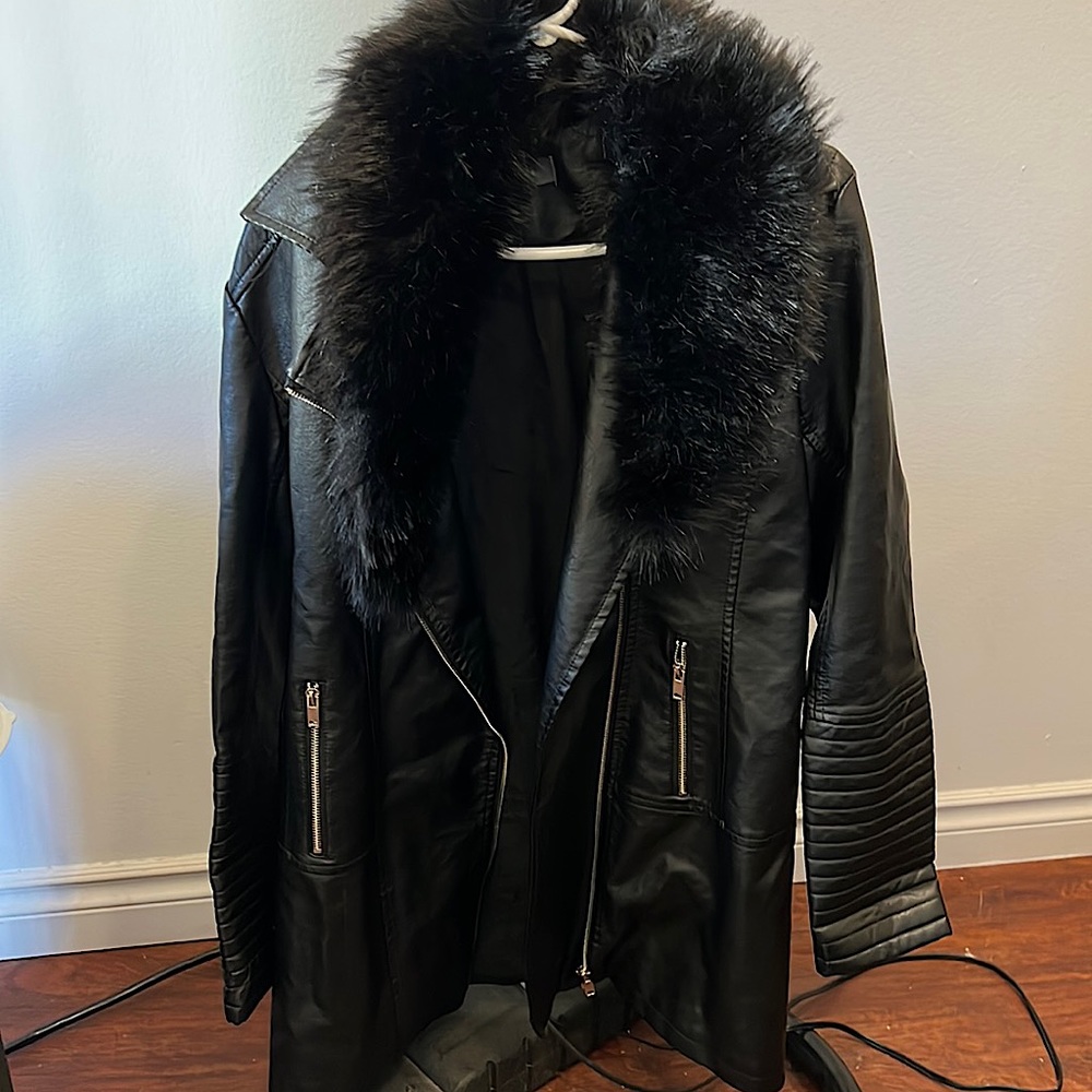 Suzy coat new never worn